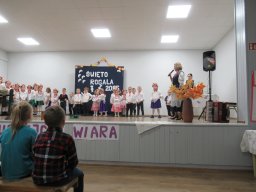 2025-11-06 Święto rogala w Osieku